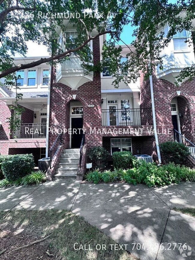 Building Photo - 14226 Richmond Park Ave