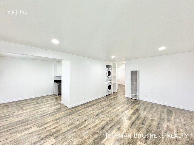Foto del edificio - 4132 W 118th St