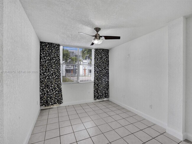 Building Photo - 6705 NW 169th St