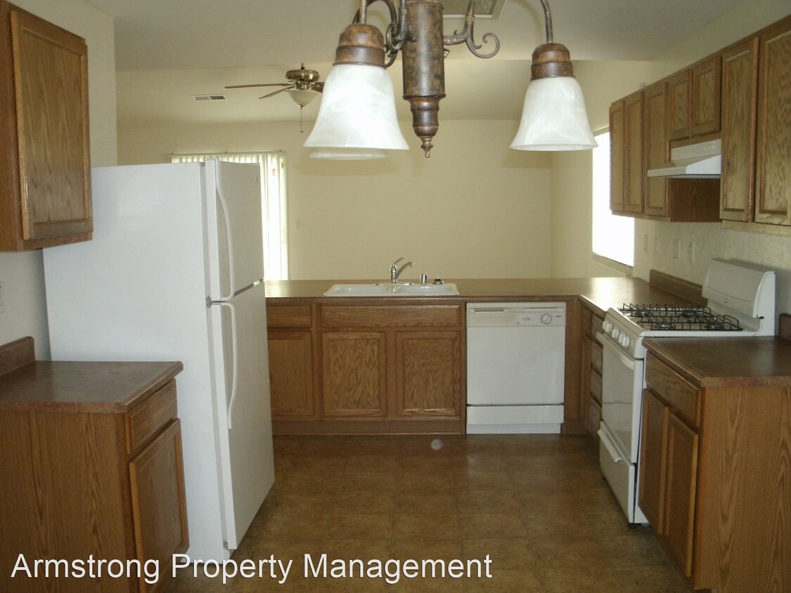 Primary Photo - 3 br, 2 bath House - 2848 W. Payson Ct.
