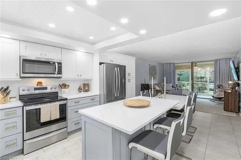 Building Photo - 15751 Windward Way Cir