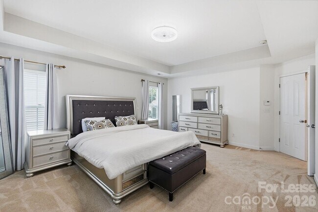 Building Photo - 8120 Madrigal Ct