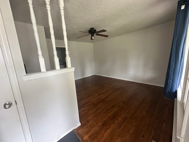 Looking into living room from front door - 5103 N Beaver Ave