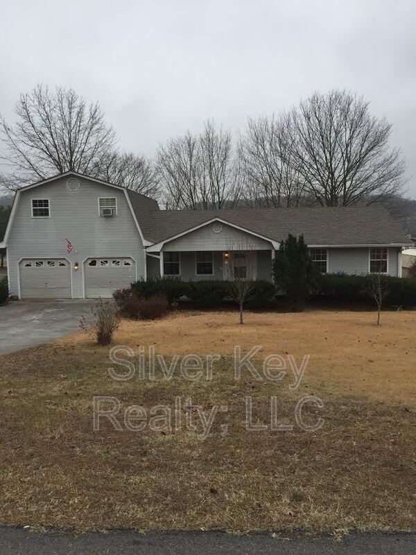 Primary Photo - 327 Guthrie Rd