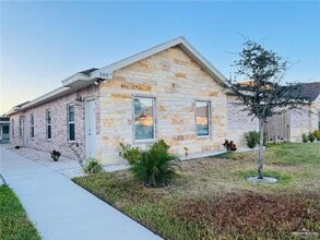 Building Photo - 505 Carlisle Ave