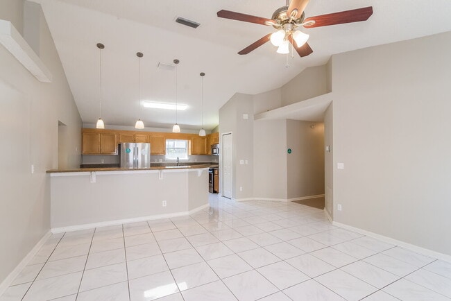 Foto del edificio - 2011 Cardiff Ln