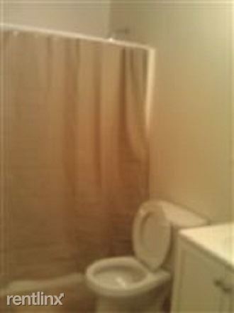 Building Photo - 4 br, 1 bath Apartment - 46 Hidden St