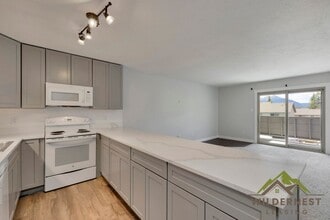 Building Photo - 675 Straight Creek Dr
