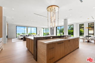 Foto del edificio - 5340 Whitman Rd