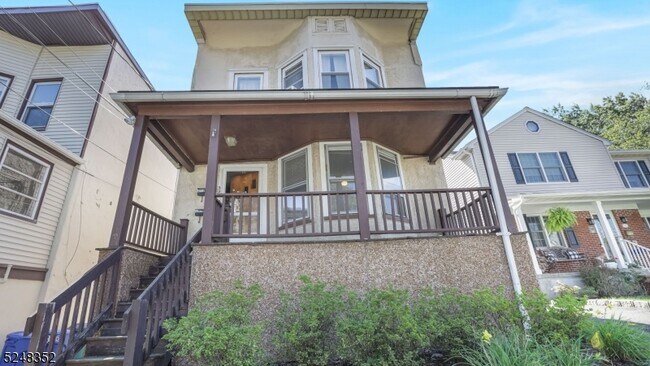 Foto del edificio - 339 2nd Ave