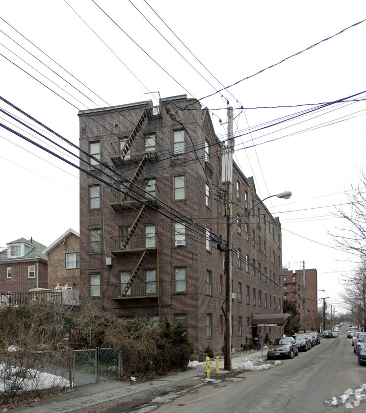 Building Photo - Vireo Gardens