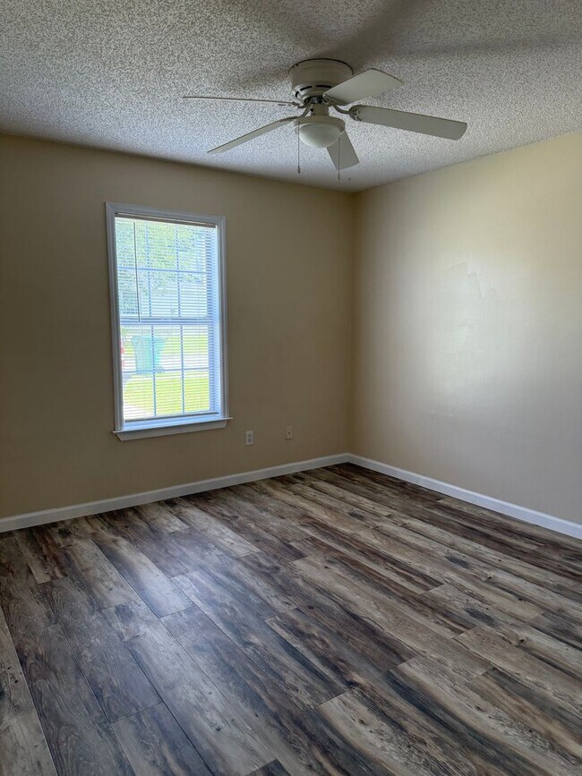 Building Photo - Beautiful Home in Valdosta, Ga!