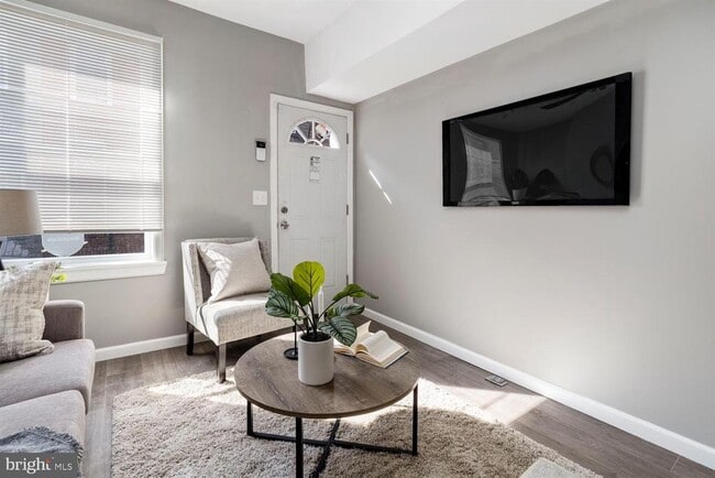 Foto del edificio - 415 N Bradford St