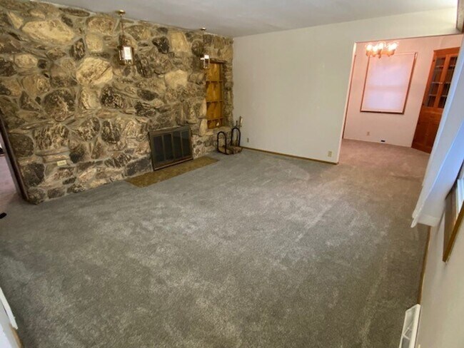 Foto del edificio - 10301-10303 W Fisher Parkway