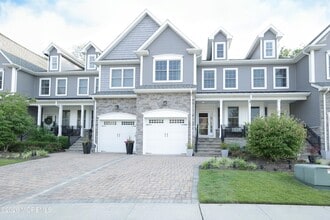 Building Photo - 10 Gonzalez Dr