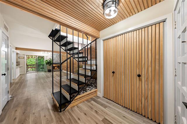 Foto del edificio - 2703 Meadowstone Ct