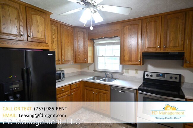 Building Photo - 3 br, 2.5 bath House - 19 Sharon Bass Drive