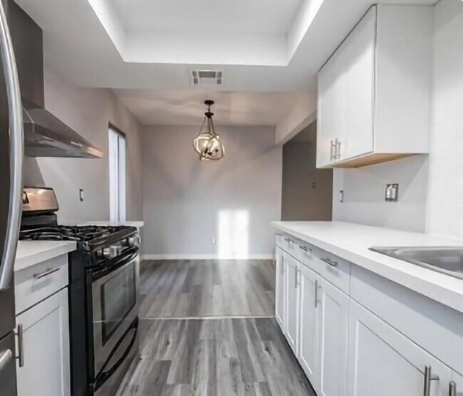 Foto del edificio - 3152 S Eastern Ave