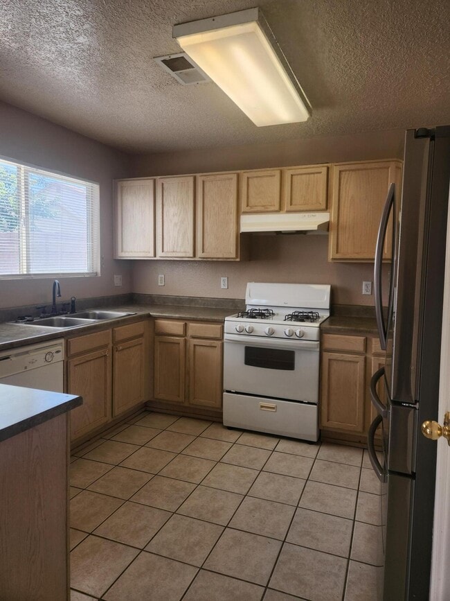 Building Photo - 8404 Casa Morena Ct NW