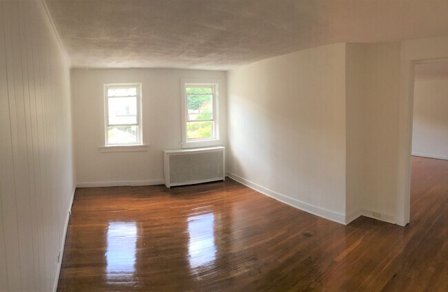 Building Photo - 1010 Hansen St