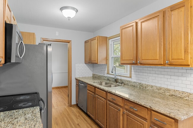 Ready for the cook in your family! - 7131 Ewing Ave N