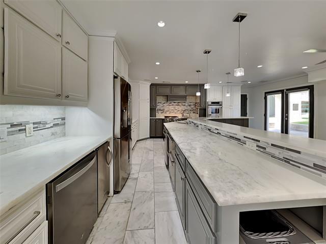 Foto del edificio - 6915 Forestglade Cir