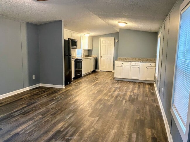 Foto del edificio - 3 Bedroom Mobile Home in Pelzer SC