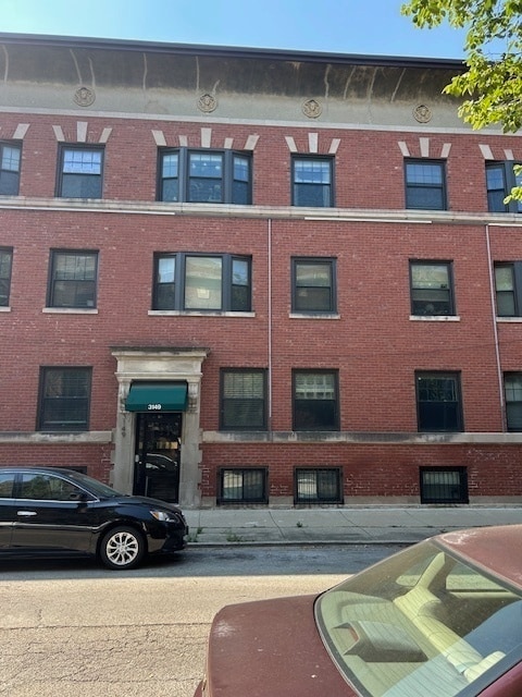 Building Photo - 3149 W Lyndale St
