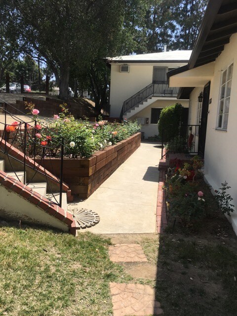 Foto principal - 1820 Verdugo Loma Dr
