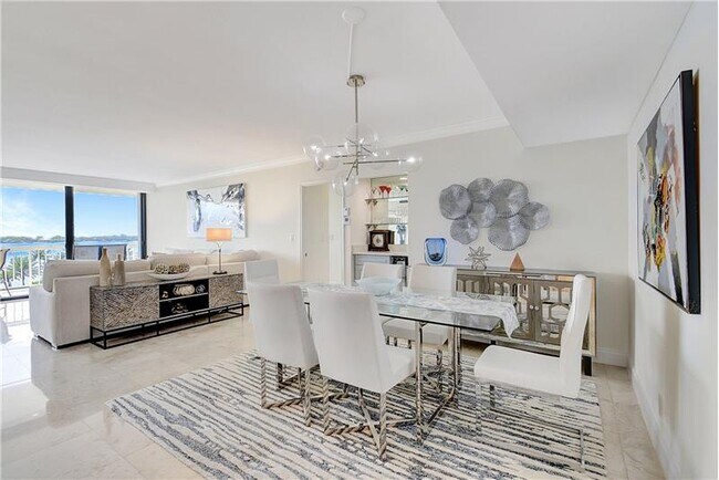 Building Photo - 3300 S Ocean Blvd
