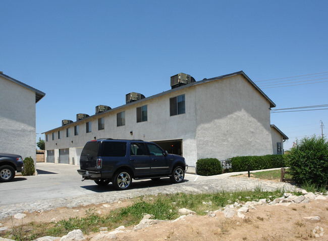 Building Photo - 16378 Sequoia Ave