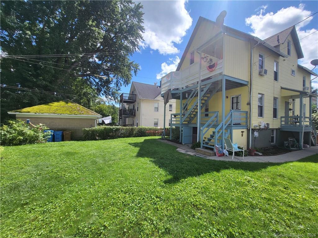 Primary Photo - 21 Oak Ave
