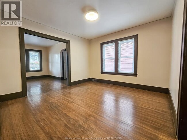 Building Photo - 1342 Parent Ave