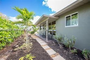 Foto del edificio - 1532 NE 39th St