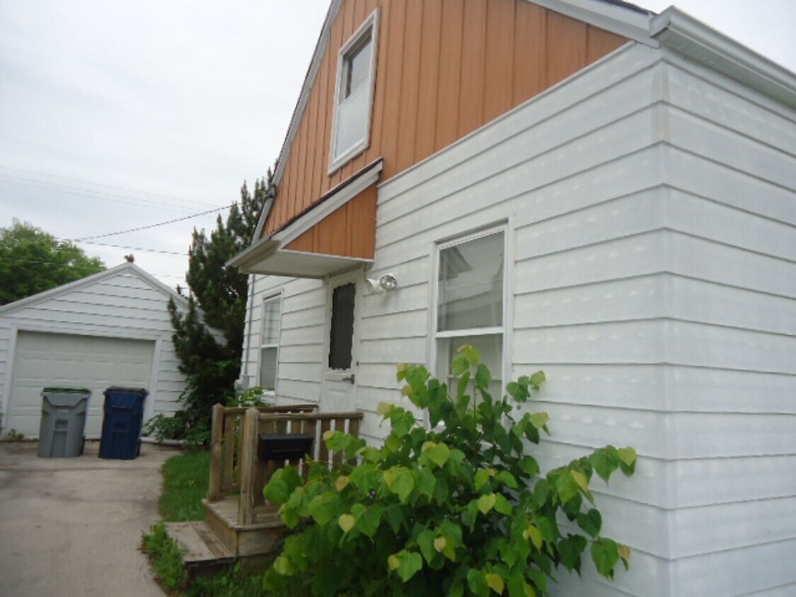Foto del edificio - 5265 N 49th St