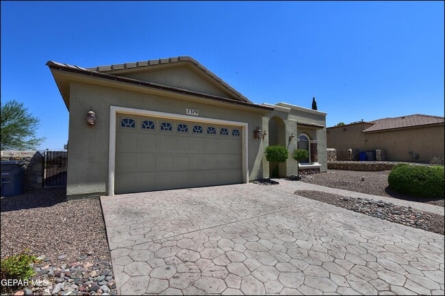 Building Photo - 7379 Black Mesa Dr