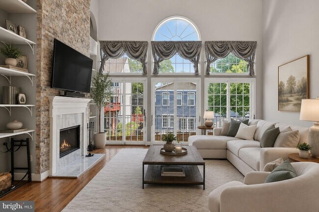 Photo - 3903 Courtland Cir Townhome
