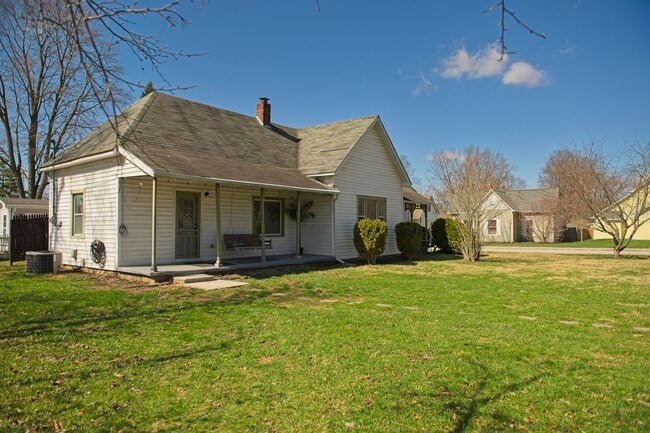 Building Photo - 1387 Central Ave