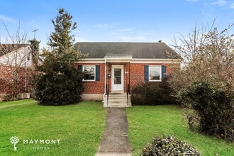 Building Photo - 5907 Winthrope Ave