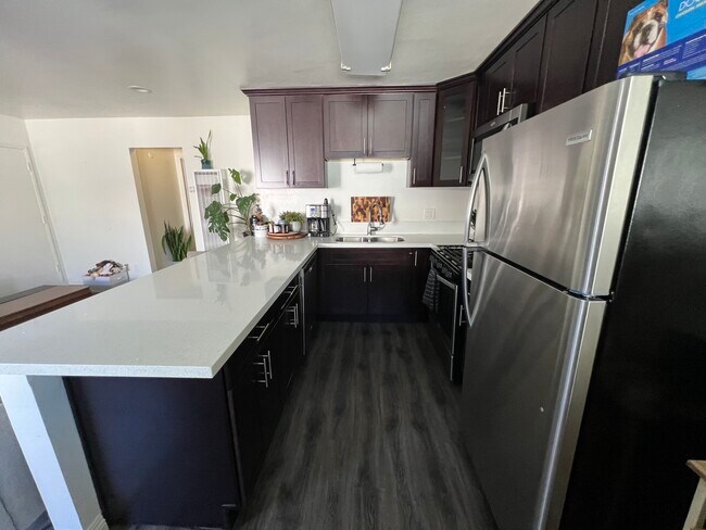 Foto del edificio - 278 E Washington Blvd