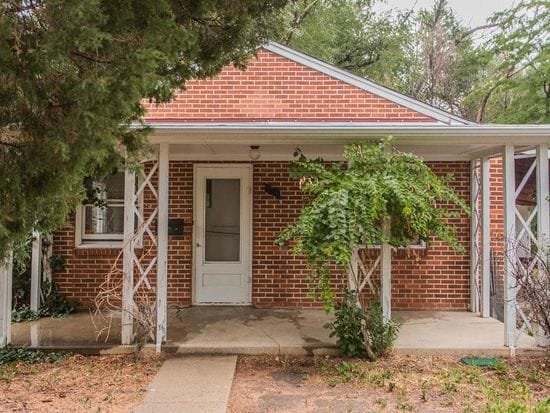 Photo - 888 17th St House