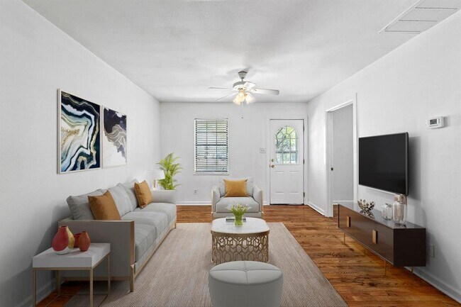 Foto del edificio - 1709 Patton Ln