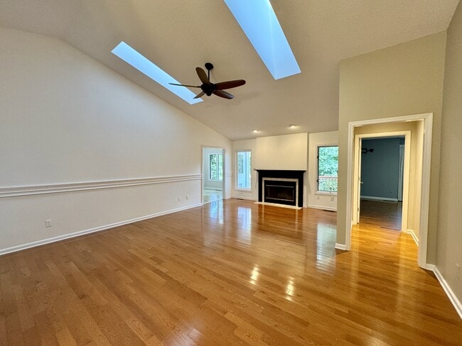Building Photo - 116 Agoli Way