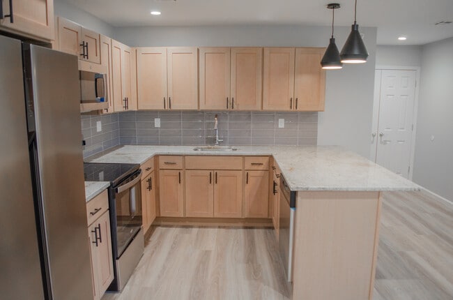 Building Photo - Joslen Commons Apartments