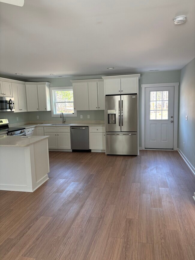 Foto del edificio - 649 Prospect Rd