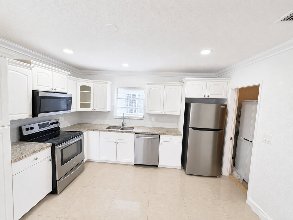 Photo - 1306 S 29th Ave (Hollywood, FL)