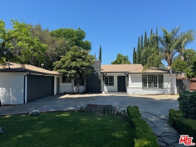 Foto del edificio - 7241 Forbes Ave