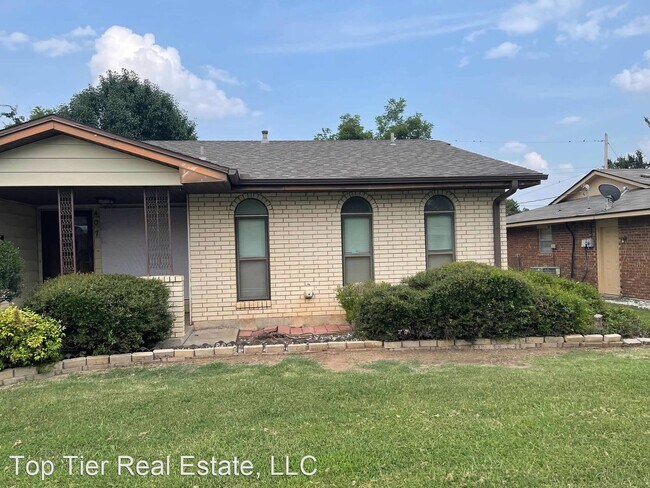 Foto del edificio - 3 br, 1.5 bath House - 407 NW 75th St