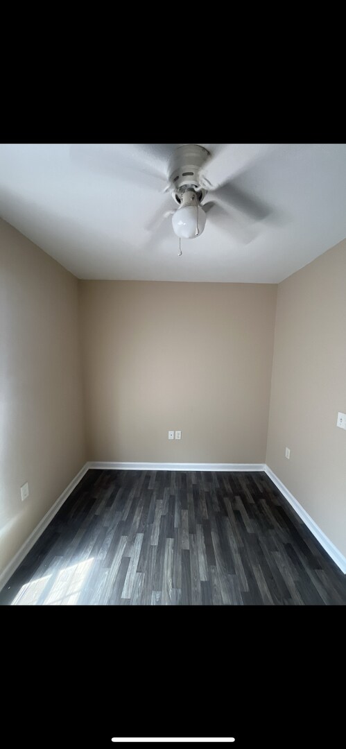 Building Photo - 2 BED/1 BATH HOUSE