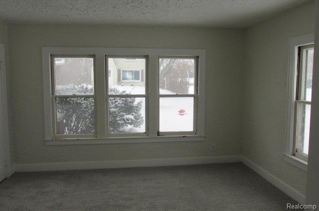 Foto del edificio - 995 Lakeview St